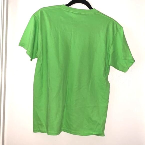Gildan Youth T-Shirt I Love My Mom Green 100% Cotton - Picture 4 of 6